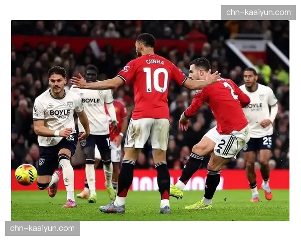 边翼卫角色进化助力阵型切换 切尔西三后卫体系遗产分析 边翼卫角色进化助力阵型切换 切尔西三后卫体系遗产分析