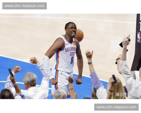 雷霆杰伦威廉姆斯侧翼突击 关键回合突破分球选择分析